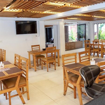 Hotel Elegant Kathmandu Inn Kültér fotó
