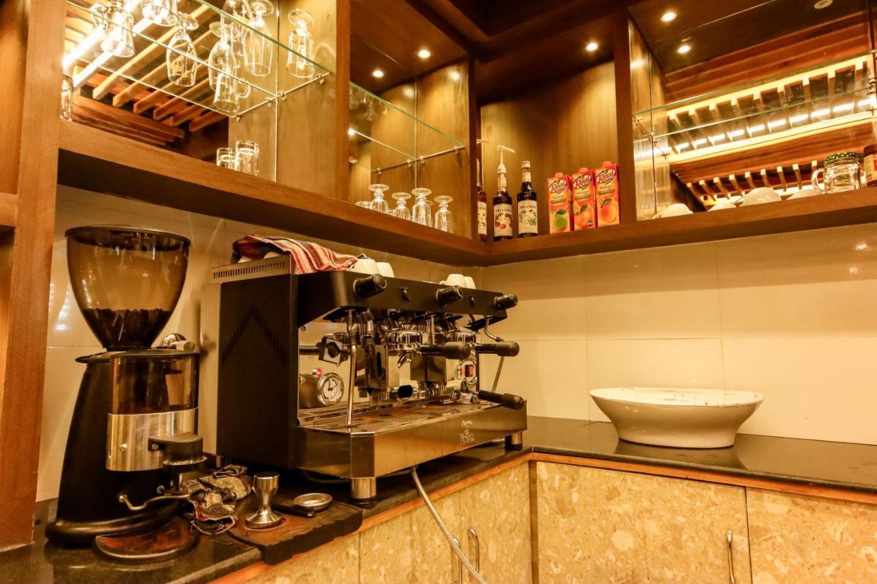 Hotel Elegant Kathmandu Inn Kültér fotó