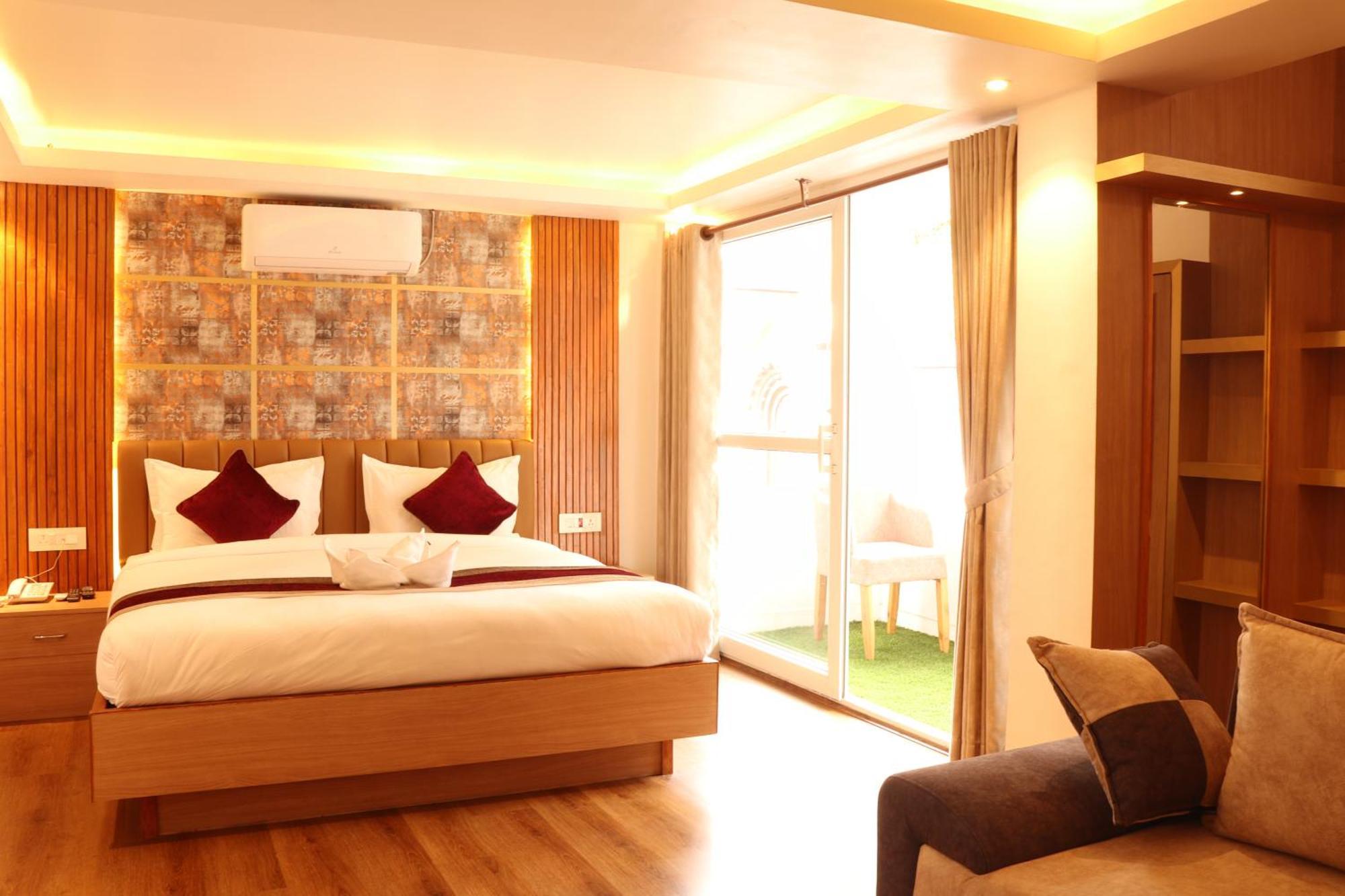Hotel Elegant Kathmandu Inn Kültér fotó