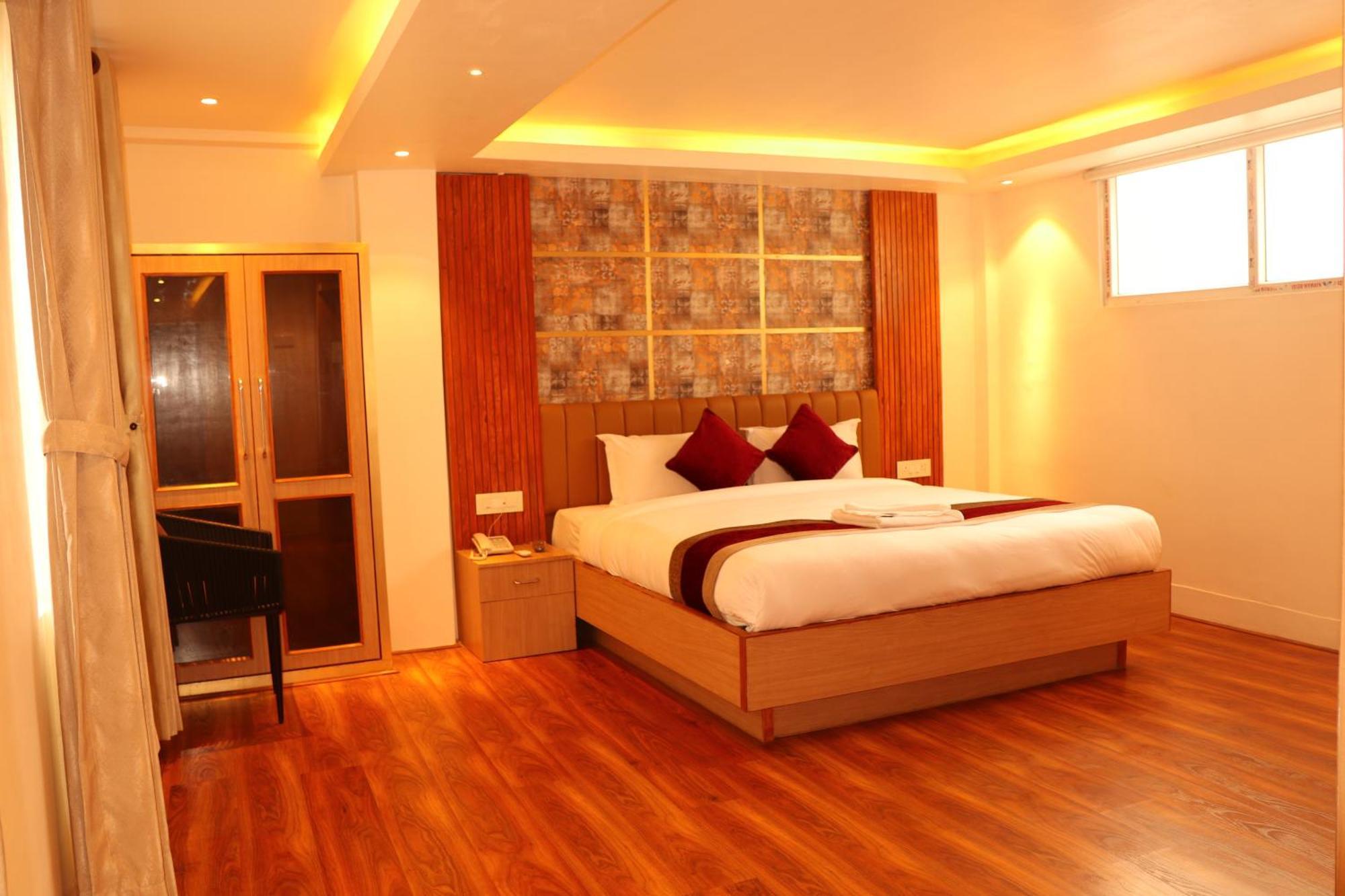 Hotel Elegant Kathmandu Inn Kültér fotó