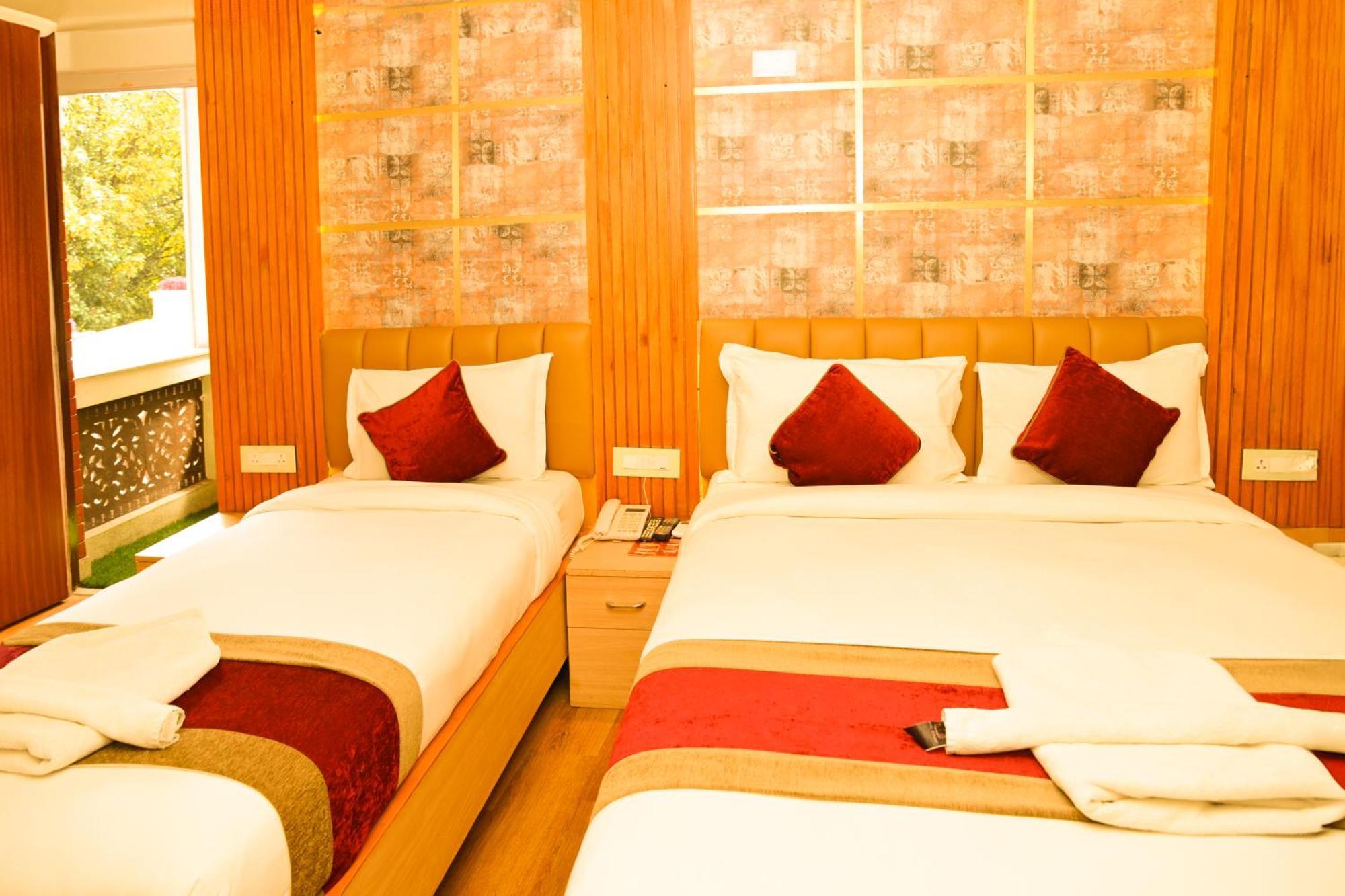 Hotel Elegant Kathmandu Inn Kültér fotó