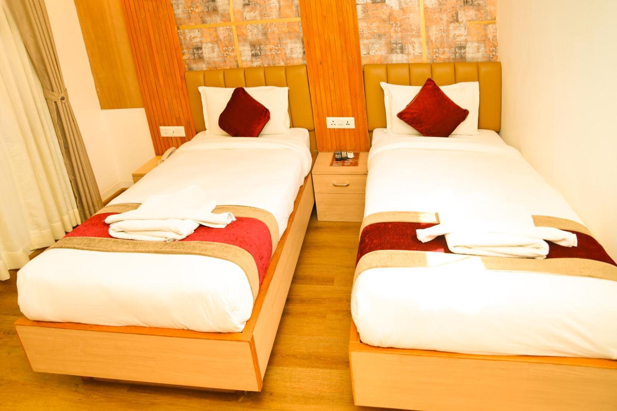 Hotel Elegant Kathmandu Inn Kültér fotó