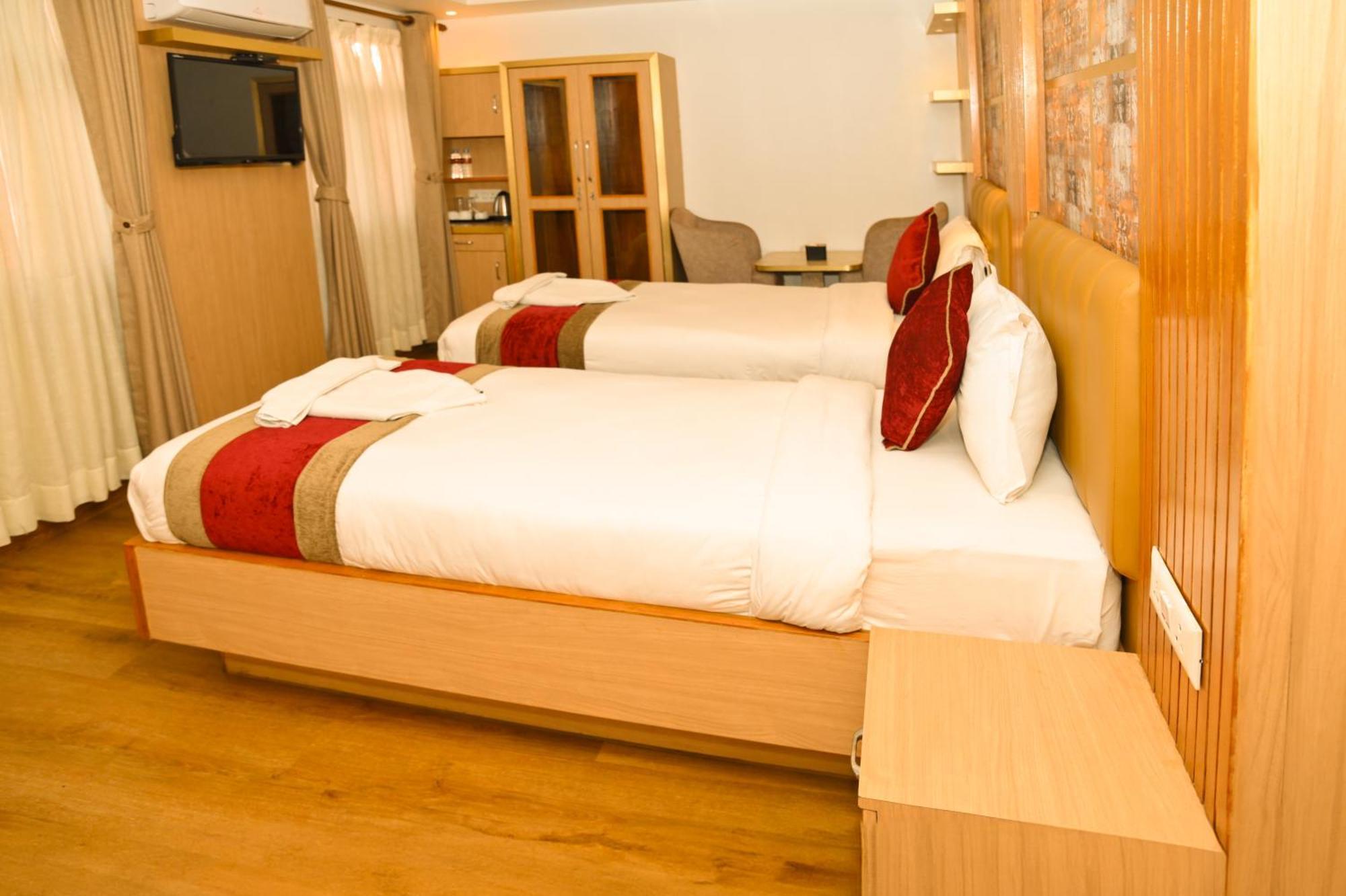 Hotel Elegant Kathmandu Inn Kültér fotó