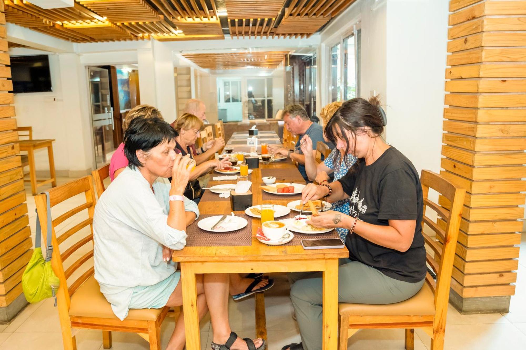 Hotel Elegant Kathmandu Inn Kültér fotó